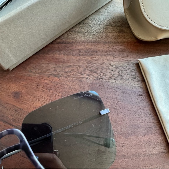 Giorgio Armani Salvador sunglasses - Picture 6 of 8